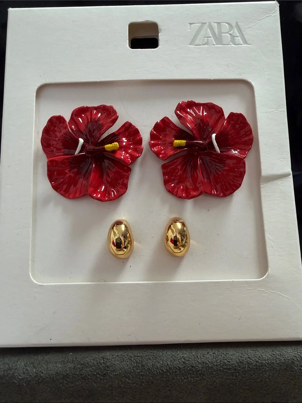 Zara tropical iconic flower & hoops earring 2 pack ,hibiscus, 🌺 amapola